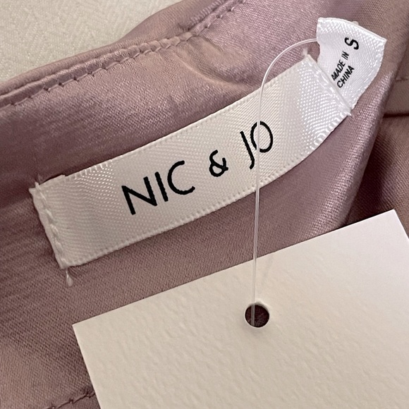 NIC & JO Satin Lavender Dress NWT Women’s Size S - Picture 3 of 4